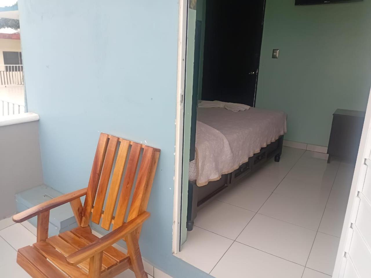 Hotel Acuario Catemaco Luaran gambar